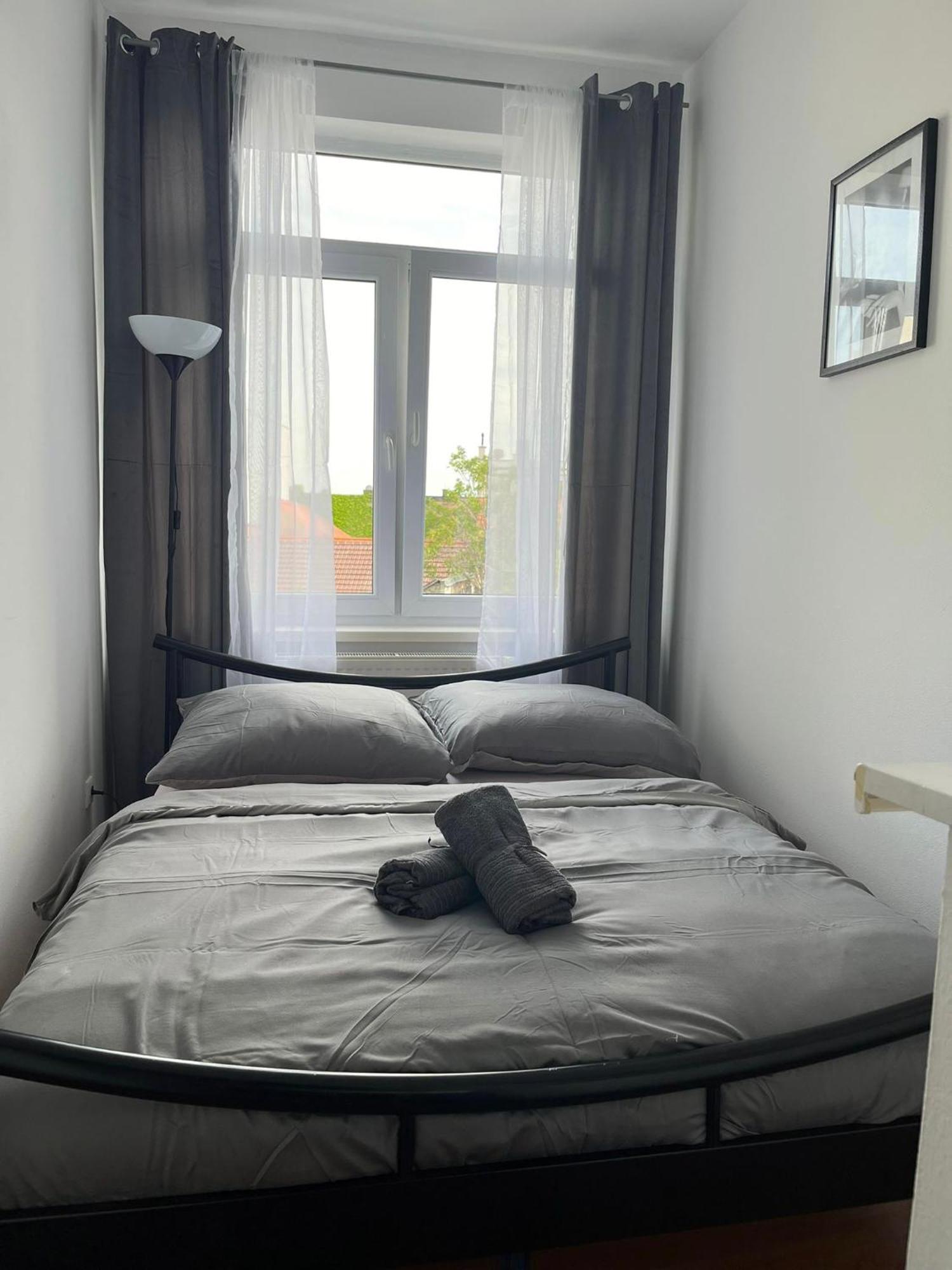 1St Plaza Apartment Bratislava Luaran gambar